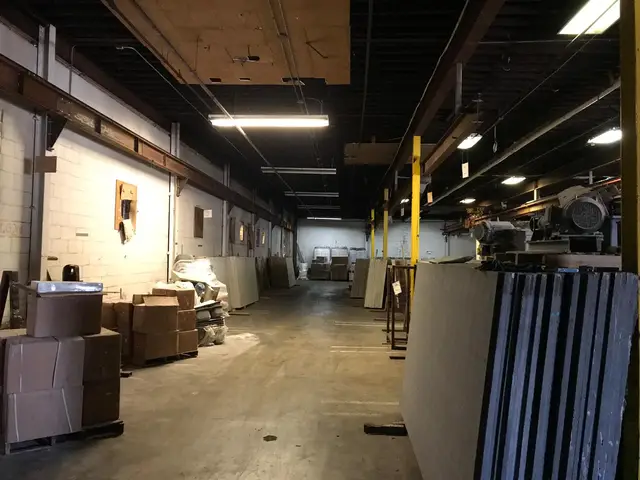ATUS Kitchen & Bath, before the LED upgrade, photo 5