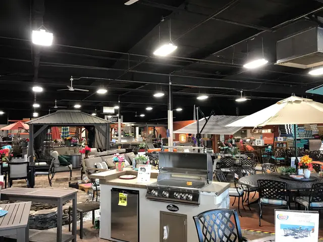 Backyard Masters, after the LED upgrade, photo 4