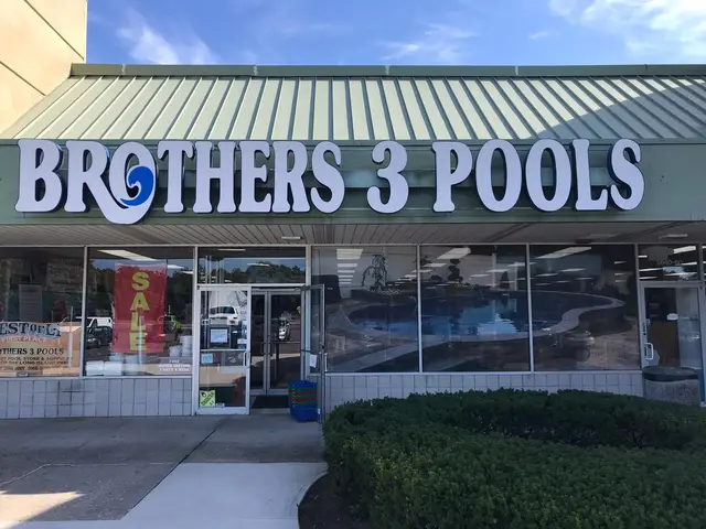Brothers 3 Pools, after the LED upgrade, photo 9