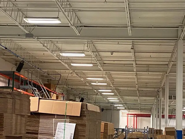 FragranceX, before the LED upgrade, photo 8