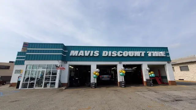 Mavis Discount Tire, Bethpage, after the LED upgrade, photo 2