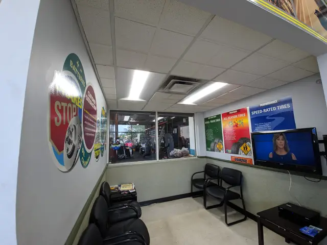Mavis Discount Tire, Westbury, after the LED upgrade, photo 13