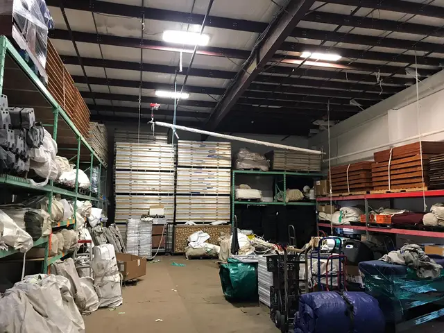 McLo Structural Steel Corp, before the LED upgrade, photo 2