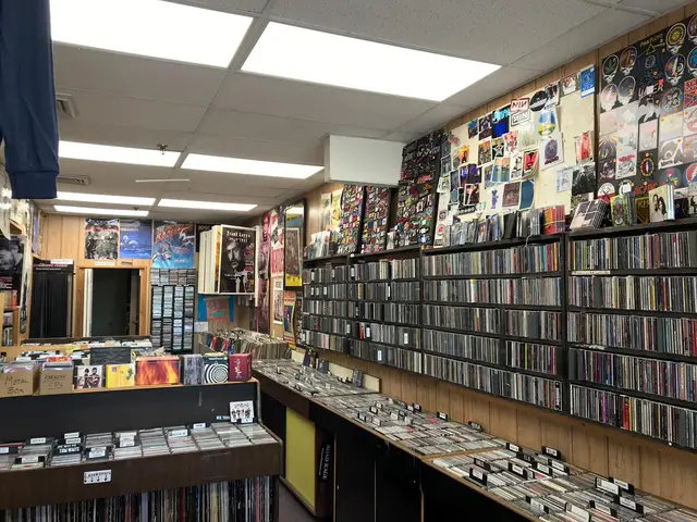 Mr. Cheapo CD & Record Exchange, after the LED upgrade, photo 2