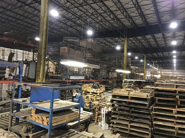 Pallets R Us, Bellport, after the LED upgrade, photo 10