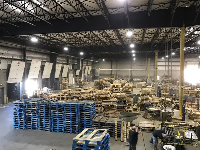 Pallets R Us, Bellport, after the LED upgrade, photo 12