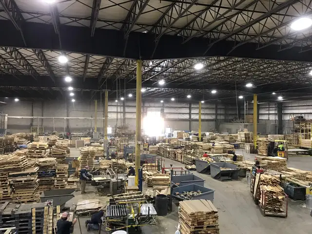 Pallets R Us, Bellport, after the LED upgrade, photo 14