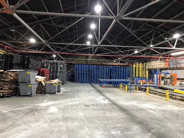 Pallets R Us, Bronx, after the LED upgrade, photo 10