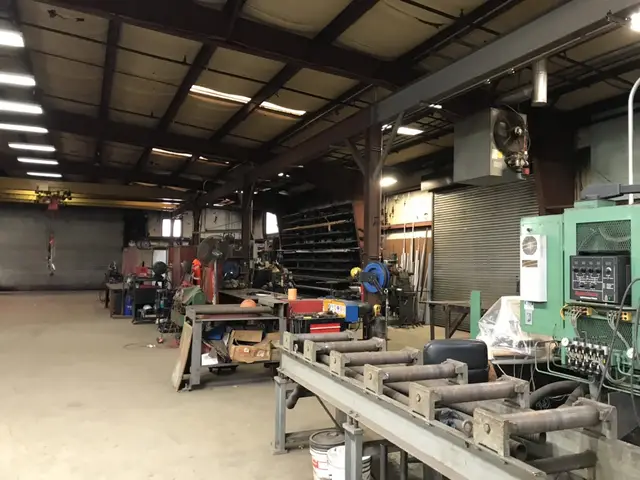 Waverly Iron Corp, before the LED upgrade, photo 3