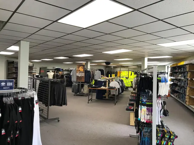 Work N Gear, Lindenhurst, after the LED upgrade