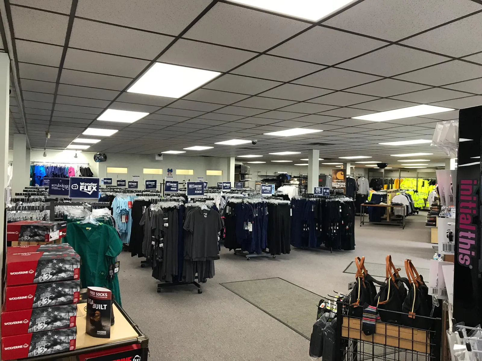 Work N Gear, Lindenhurst, after the LED upgrade