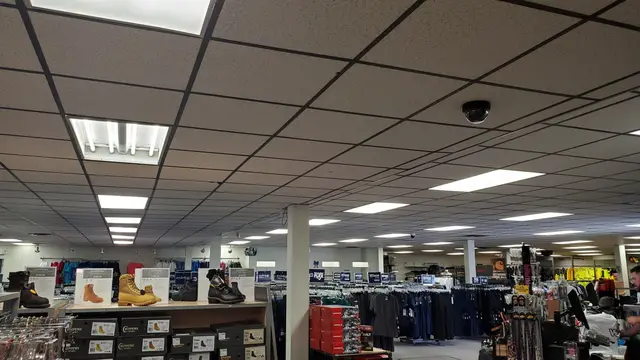 Work N Gear, Lindenhurst, before the LED upgrade, photo 3