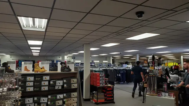 Work N Gear, Lindenhurst, before the LED upgrade, photo 4